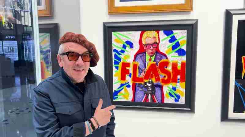 See Songwriter-Singer and Star of the Stage & Screen, Elvis Costello at Wentworth Gallery, Florida!, Video Screenshot, tags: kunsttentoonstelling - Youtube